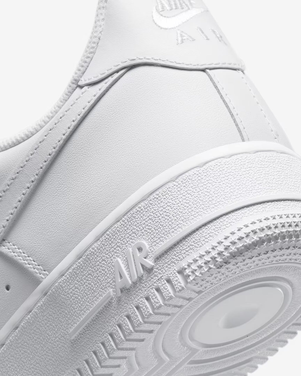 Nike Air Force 1 '07 White