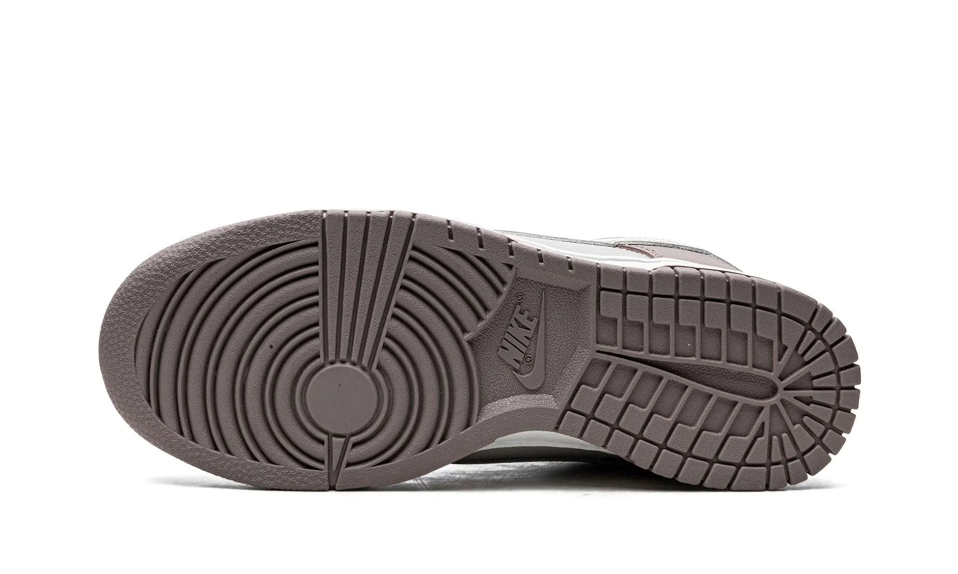 Sale! Nike Dunk Low Bone Beige Moon Fossil